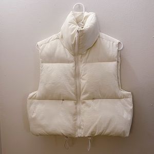 AMAZON CROPPED PUFFER